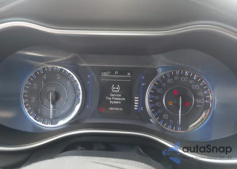 2016 Chrysler 200 Limited из США, поврежденный, VIN 1C3CCCABXGN174441